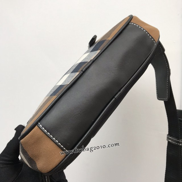 Burberry專門店新款腰包 巴寶莉Horseferry印花男士腰包挎包 yxb1257